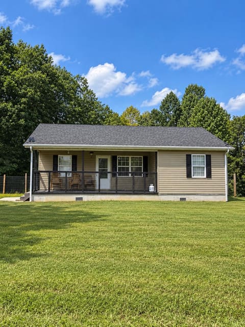 307 Sawyer Church Road, Parkers Lake, KY 42634 — photo 2