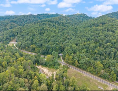 6026 6026 State Highway 221, Bledsoe, KY 40810 — photo 2