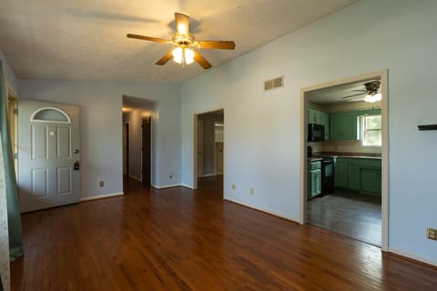 1124 Gregory Lane, Lawrenceburg, KY 40342 — photo 5