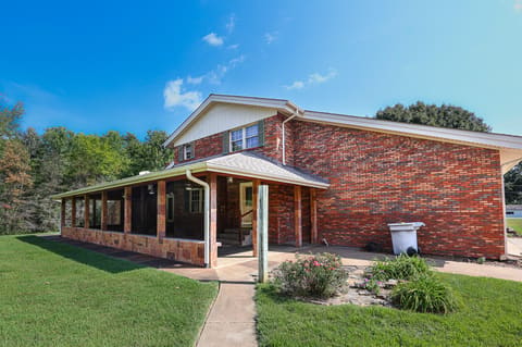 390 Windy Hills Circle, Calvert City, KY 42029 — photo 5