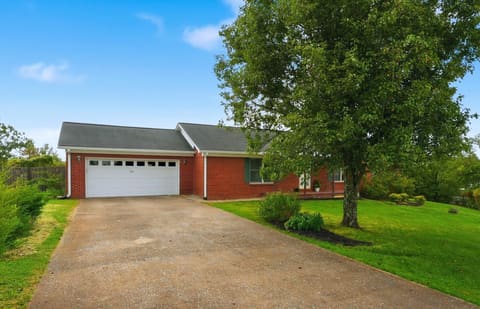 734 River Ridge Road, Frankfort, KY 40601 — photo 2