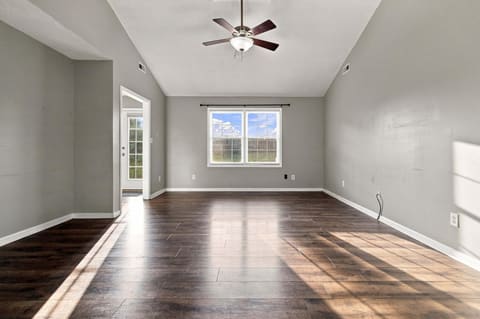 524 Homestead Drive, Nicholasville, KY 40356 — photo 5