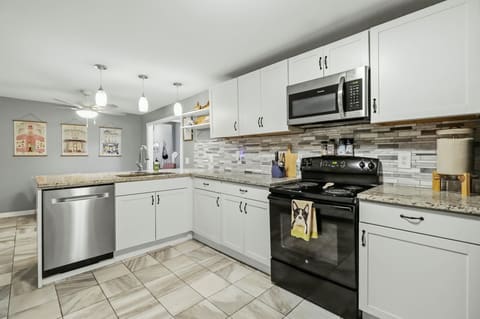 305 E Fourth Street, Lexington, KY 40508 — photo 3