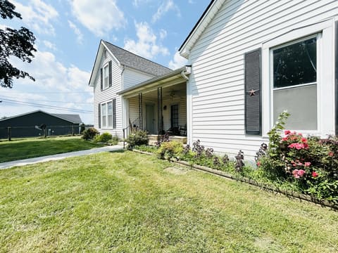 335 Shewmaker Lane, Harrodsburg, KY 40330 — photo 5