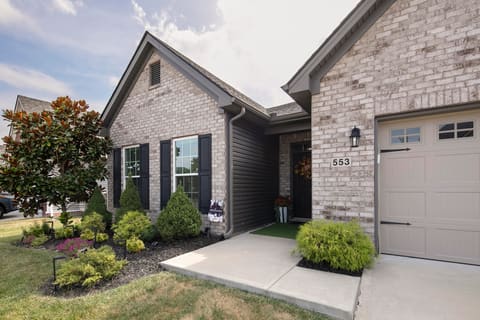 553 Windflower Way, Lexington, KY 40511 — photo 2