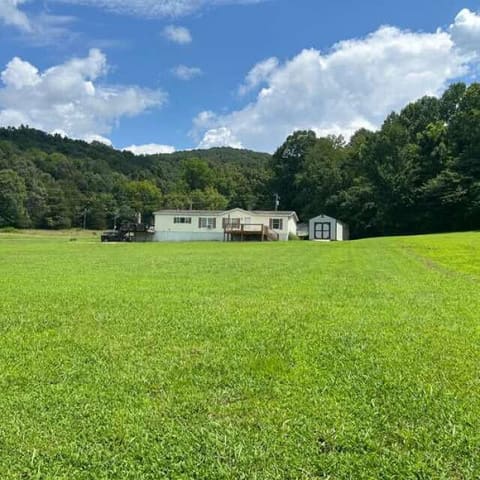 963 Sugar Valley Road, Albany, KY 42602 — photo 2