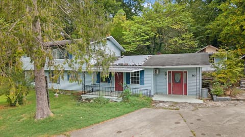 80 Pine Tree Drive, Burnside, KY 42519 — photo 3