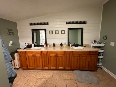 2297 Abbott Creek Road, Prestonsburg, KY 41653 — photo 2