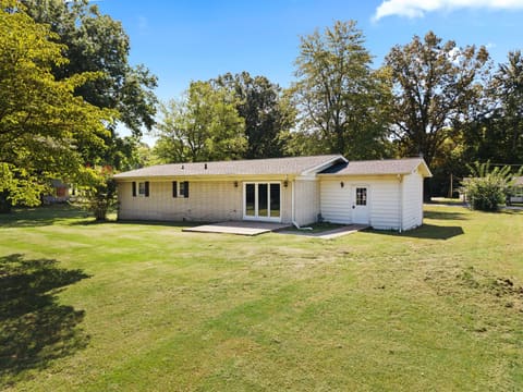 156 W 3rd Avenue, Calvert City, KY 42029 — photo 2