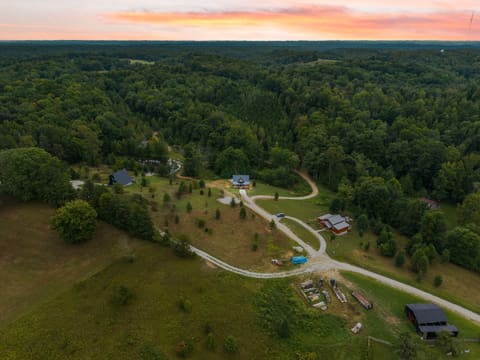 38 Hawks Point Road, Beattyville, KY 41311 — photo 2