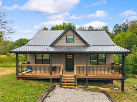 38 Hawks Point Road, Beattyville, KY 41311 — photo 3