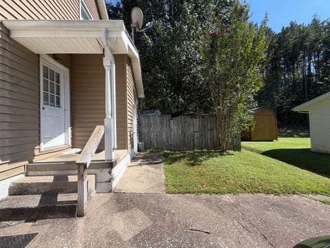 8 Castleford Way, Middlesboro, KY 40965 — photo 4