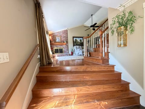 891 Woodland Hills, Harlan, KY 40831 — photo 2