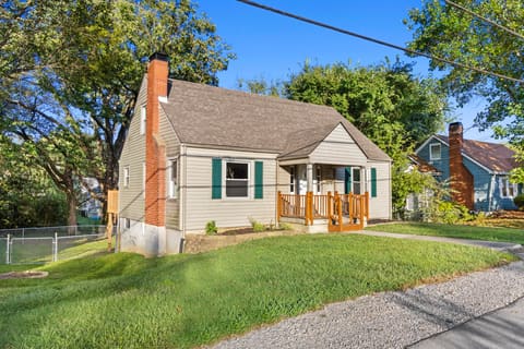 117 Elkhorn Drive, Frankfort, KY 40601 — photo 2