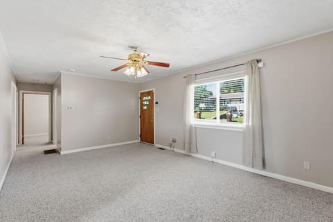 407 Clay Drive, Richmond, KY 40475 — photo 4