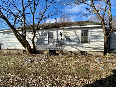 615 Barnes Street, Providence, KY 42450 — photo 2