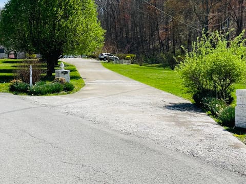 310 Sunny Brook Lane, Heidrick, KY 40949 — photo 2