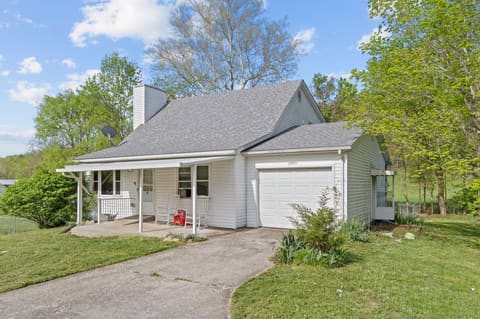 13955 Swallowfield Road, Frankfort, KY 40601 — photo 2