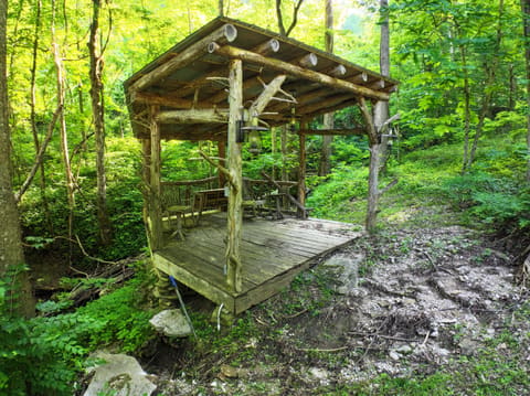 692 Little Doe Creek Road, Irvine, KY 40336 — photo 4