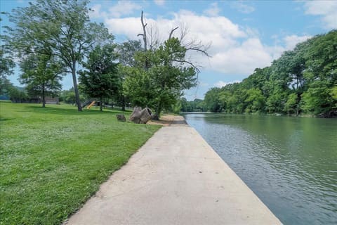 2630 Steadmantown Lane, Frankfort, KY 40601 — photo 2