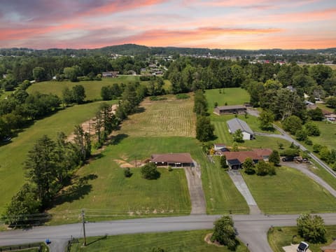 386 Boggs Road, London, KY 40744 — photo 2