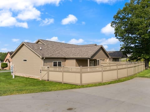118 A W Canterbury Drive, Bronston, KY 42518 — photo 5