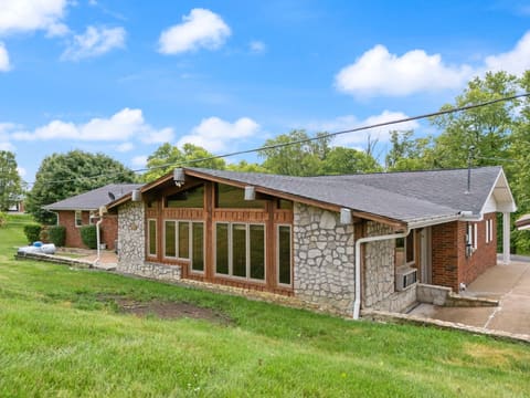 425 Parker Memorial Drive, Olive Hill, KY 41164 — photo 5