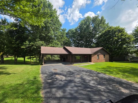1006 Rainbow Drive, Albany, KY 42602 — photo 2
