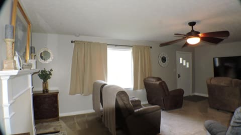 463 E High Street, Owingsville, KY 40360 — photo 3